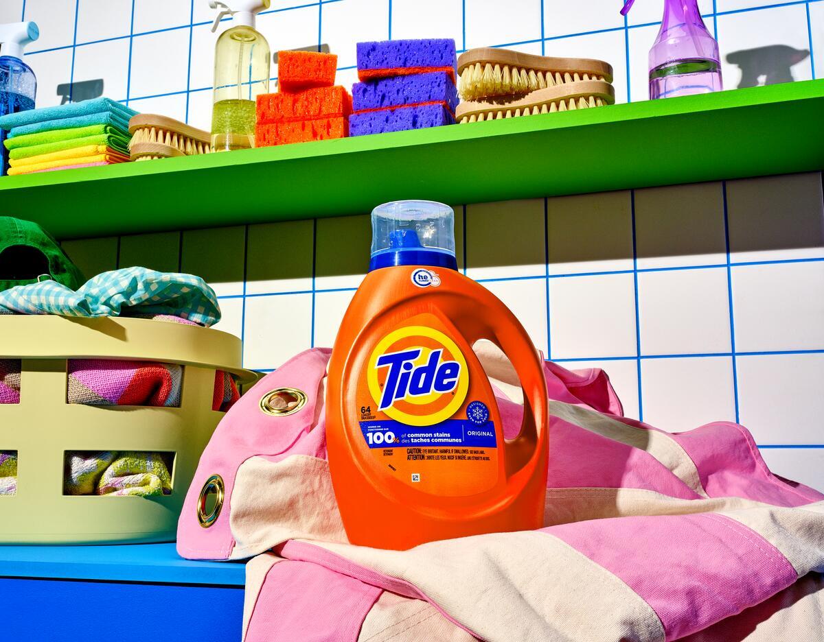 Spring Cleaning campaign — Tide on laundry